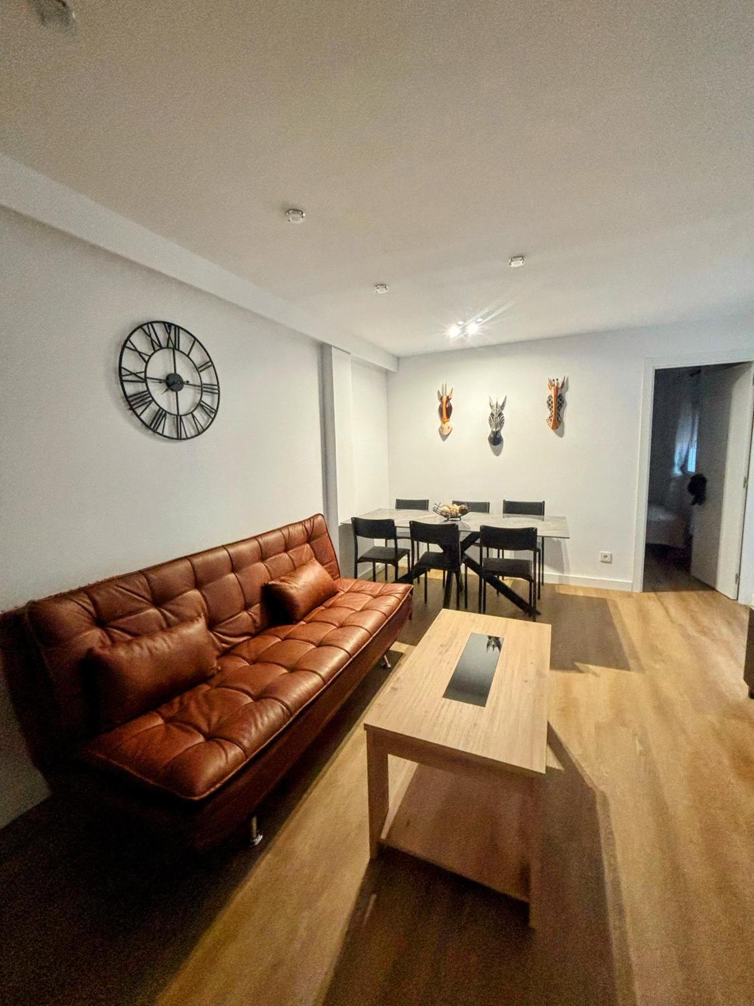 Santa Lucia Apartment Zaragoza Luaran gambar